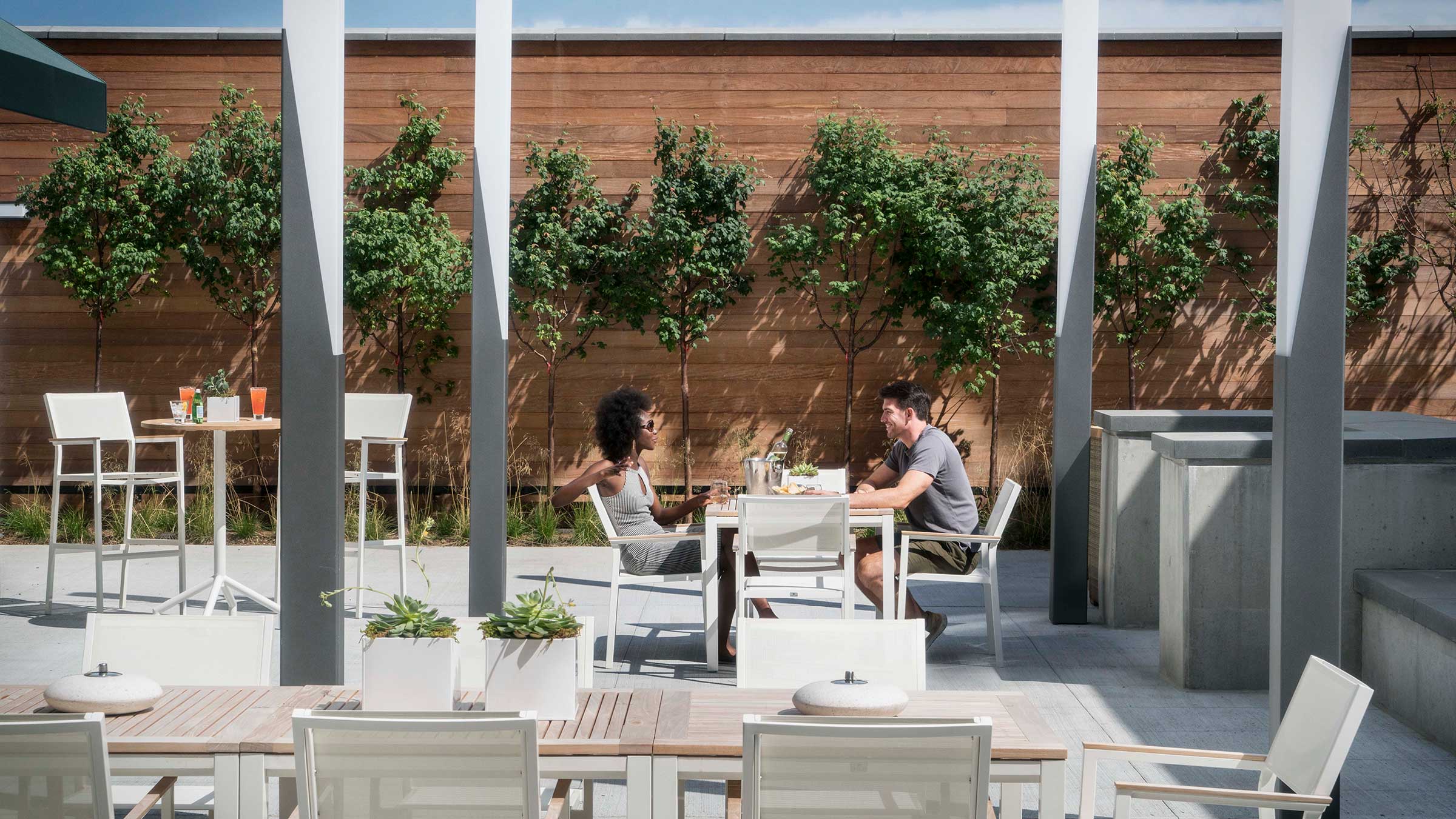 Element outdoor patio