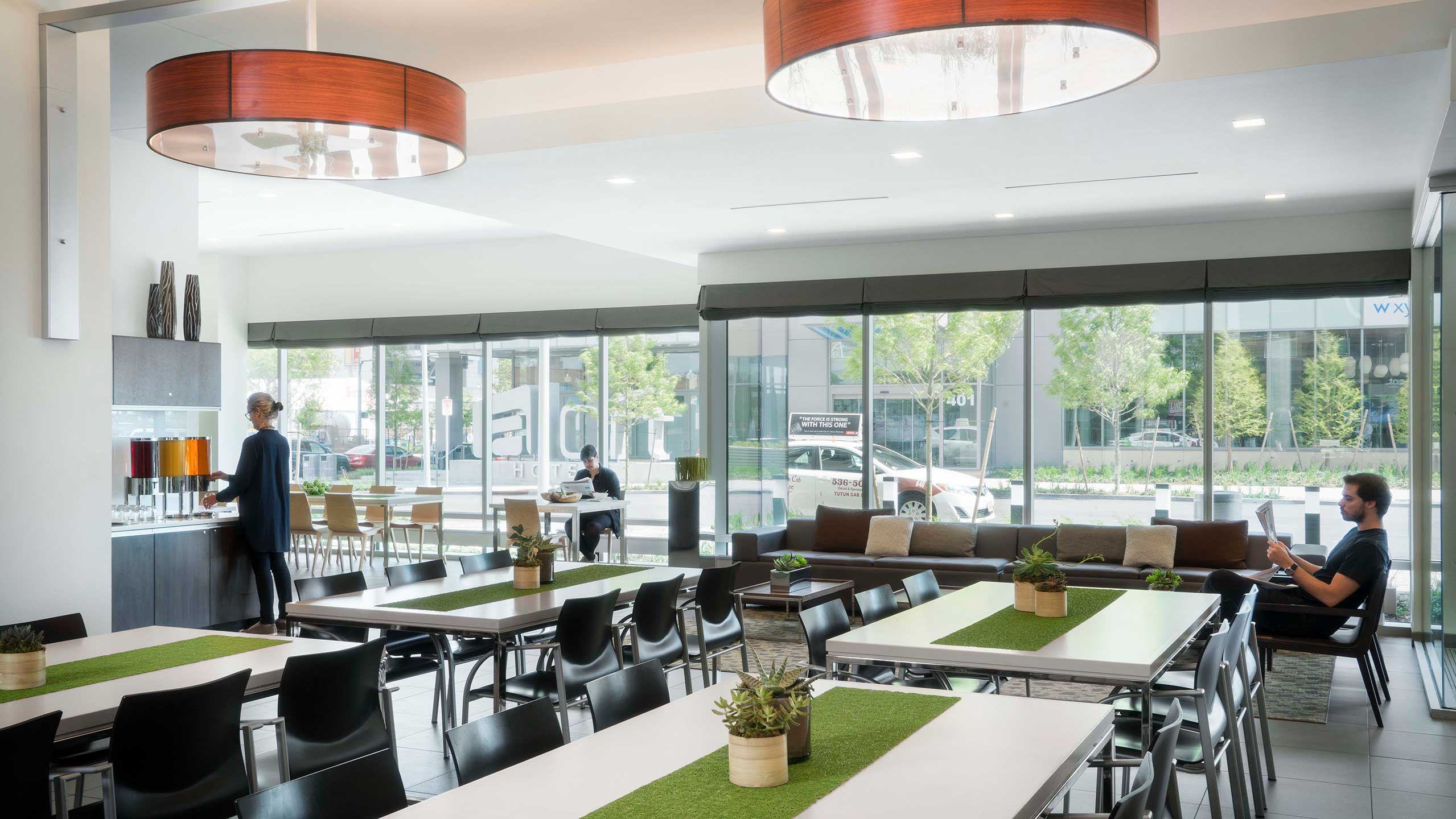 Element breakfast bar