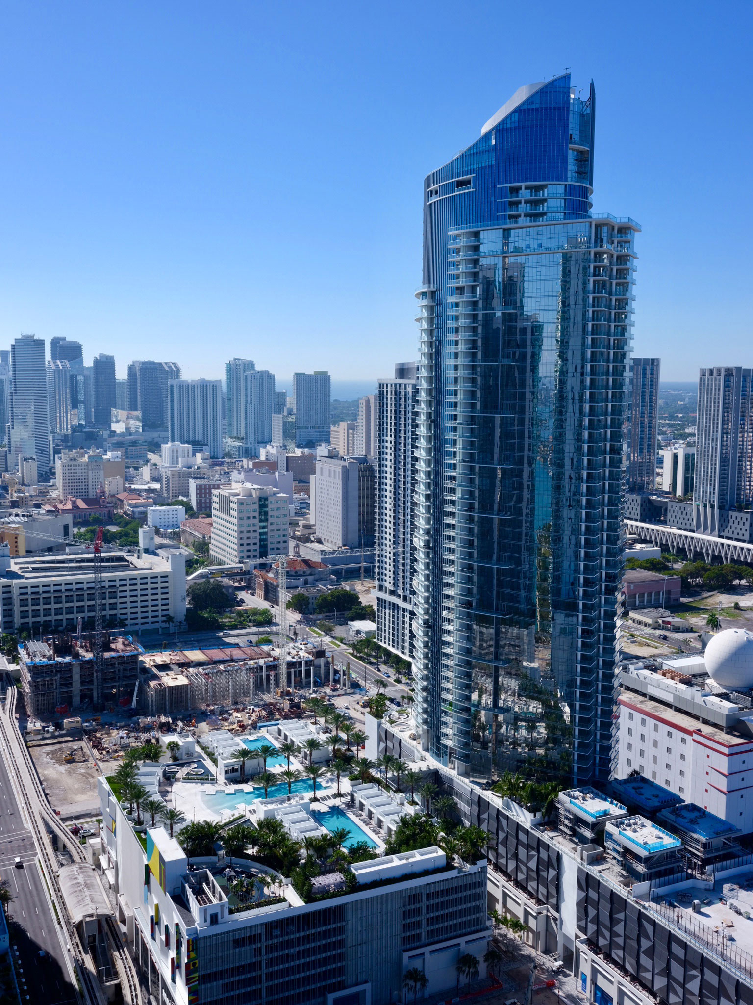 The Paramount at Miami Worldcenter